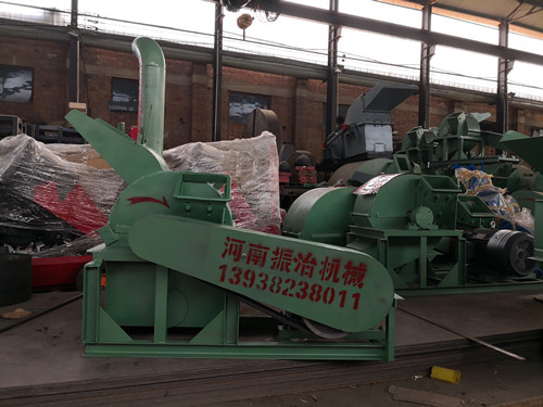 2019.5.30廠(chǎng)家發(fā)貨湖南寧鄉市420-3多功能粉碎機